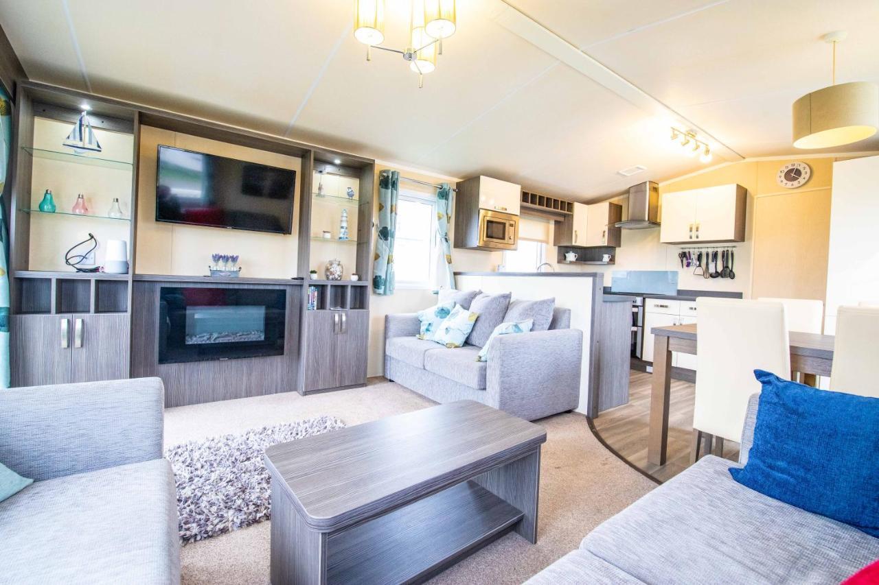 Big Skies Platinum Plus Holiday Home With Wifi, Netflix, Dishwasher, Decking Camber Extérieur photo