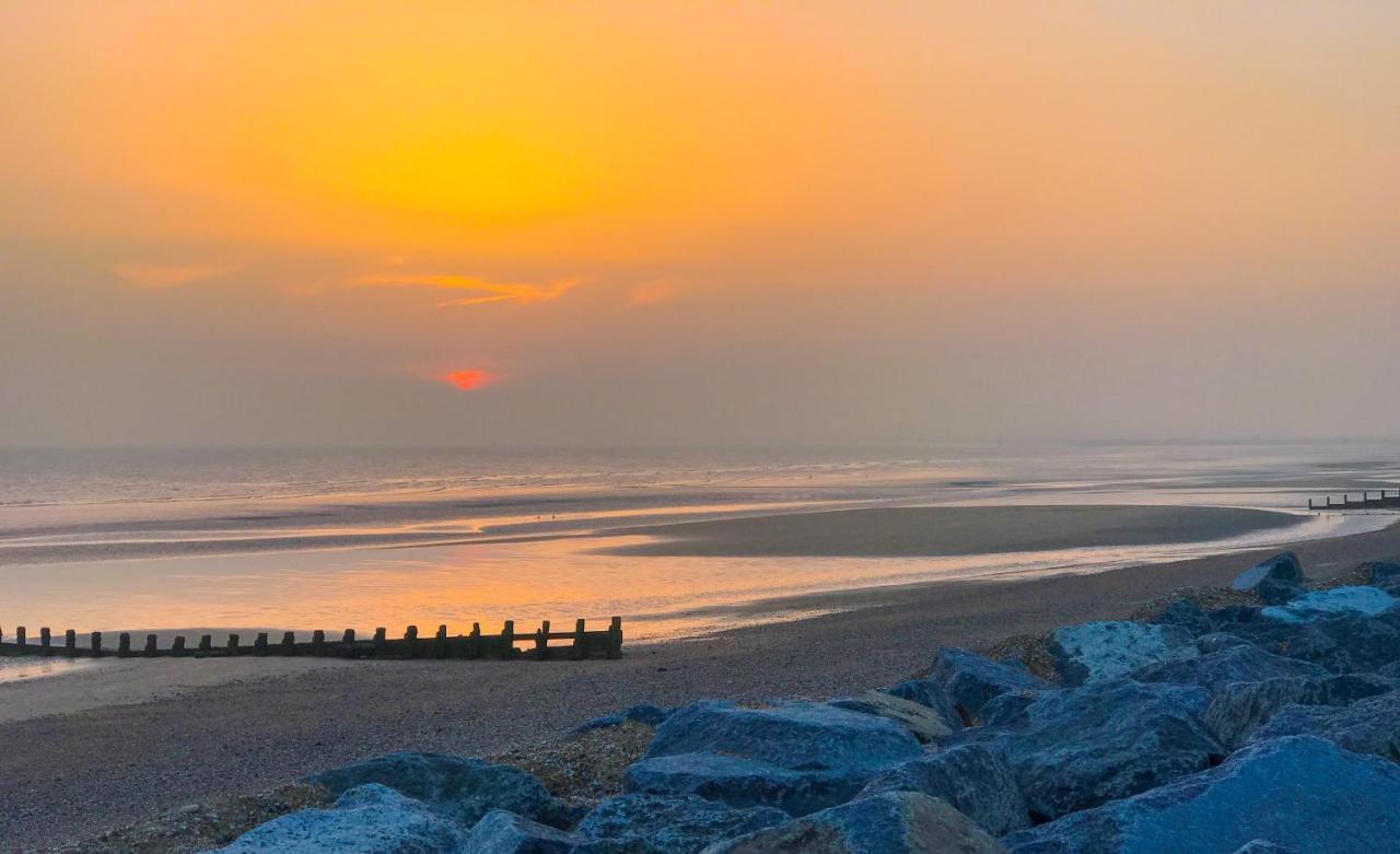 Big Skies Platinum Plus Holiday Home With Wifi, Netflix, Dishwasher, Decking Camber Extérieur photo