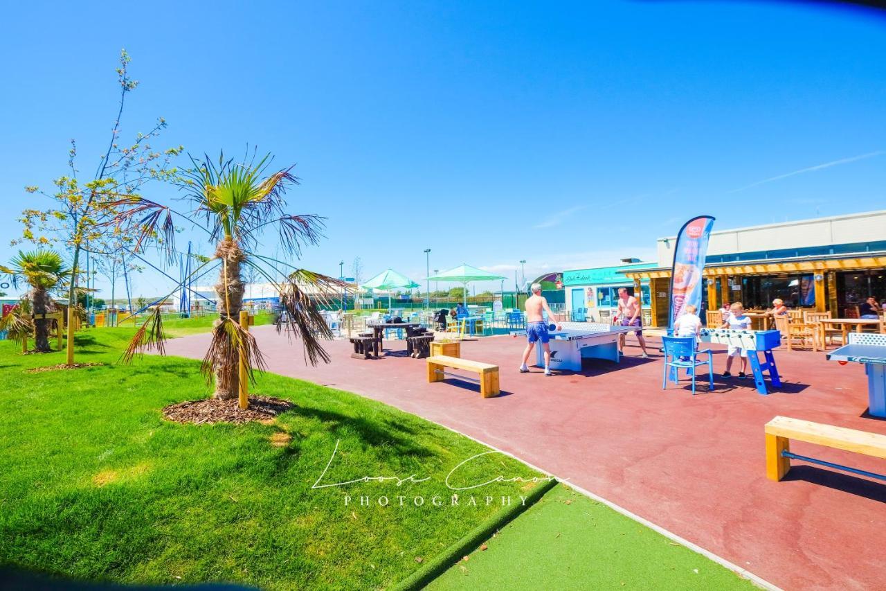 Big Skies Platinum Plus Holiday Home With Wifi, Netflix, Dishwasher, Decking Camber Extérieur photo