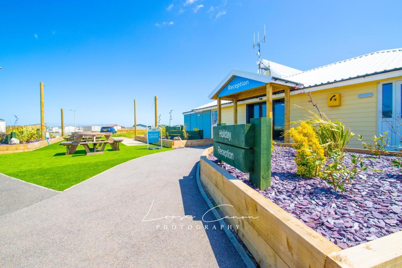 Big Skies Platinum Plus Holiday Home With Wifi, Netflix, Dishwasher, Decking Camber Extérieur photo